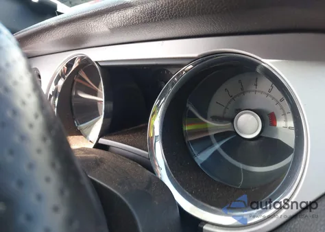 2010 Ford Mustang Gt Premium z USA, uszkodzony, nr VIN 1ZVBP8CH5A5143127